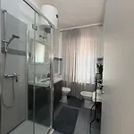 Konukevi Delle Rose - Le Arche 3*