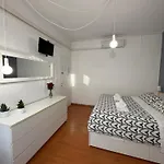Delle Rose - Le Arche Konukevi 3*