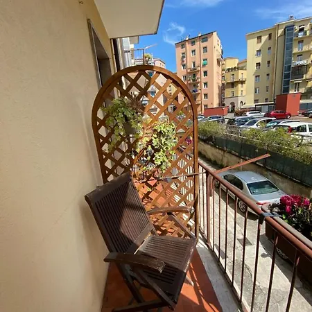 Πανσιόν Delle Rose - Le Arche 3*