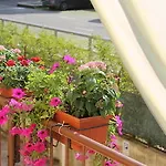 Delle Rose - Le Arche بيت ضيافة